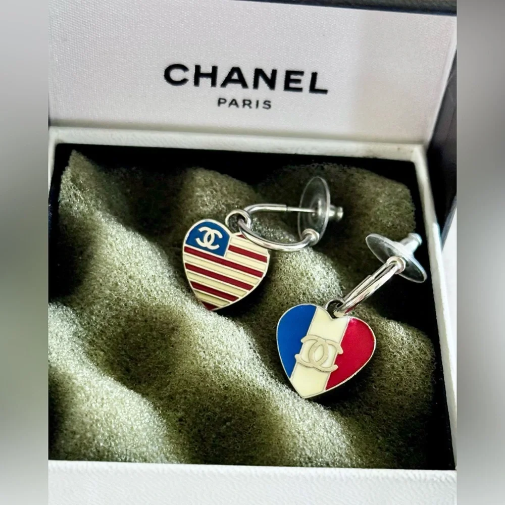 Chanel Silver-Plated Flag Heart Earrings - Picture 3 of 4